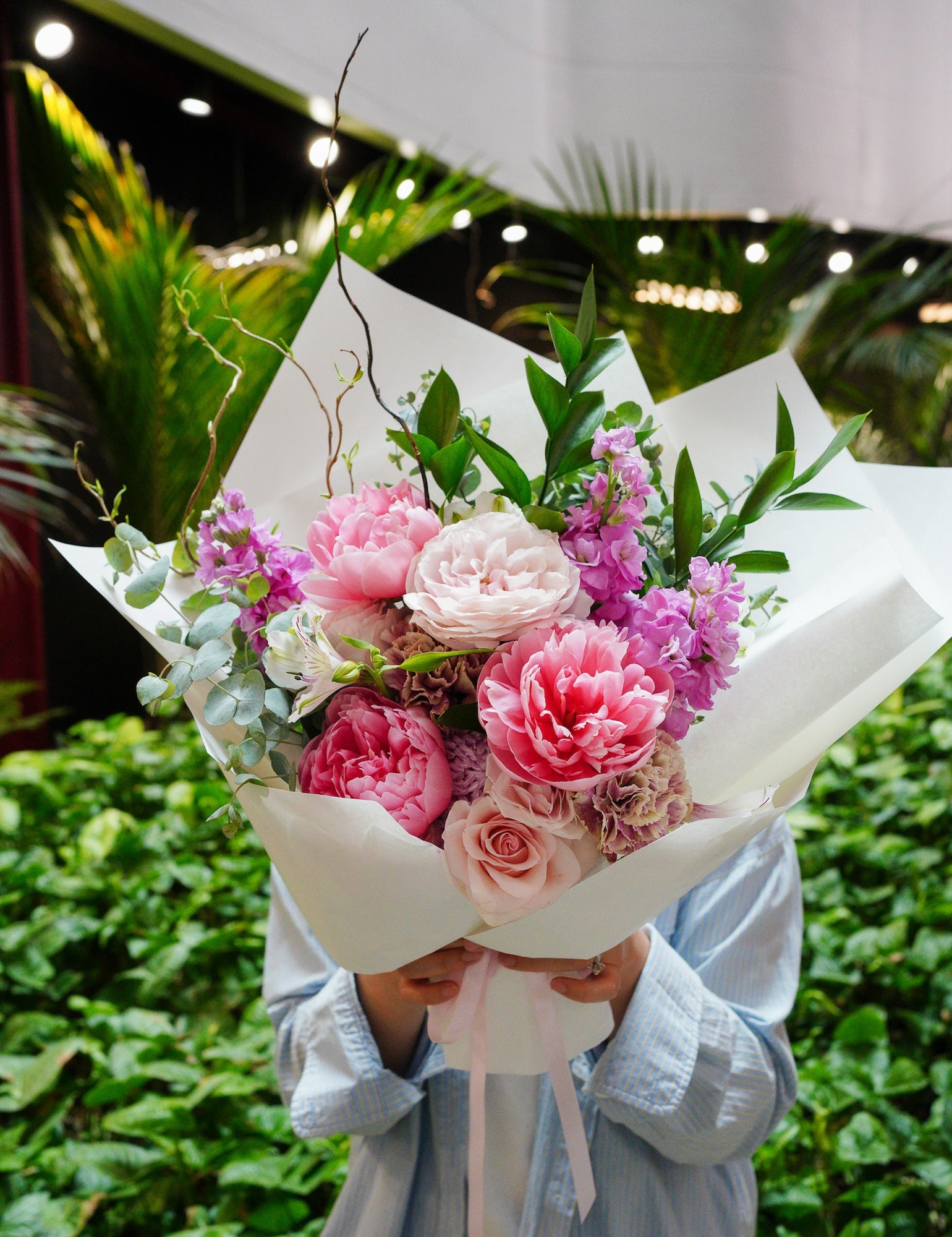 Signature Willow & Peony