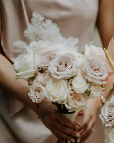 Bridesmaids’ bouquets, Signature tier, example 1 of 1
