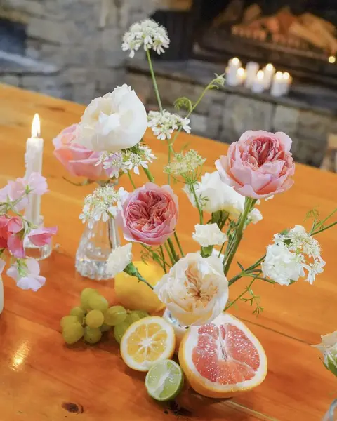 Ikebana-styled compotes, Signature tier, example 1 of 3