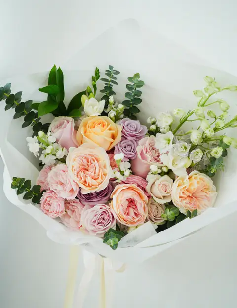 Peach hand-tied bouquet